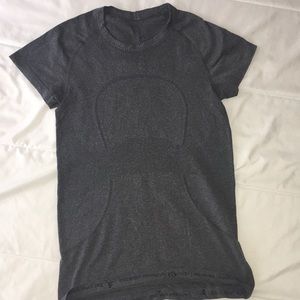 Lululemon top